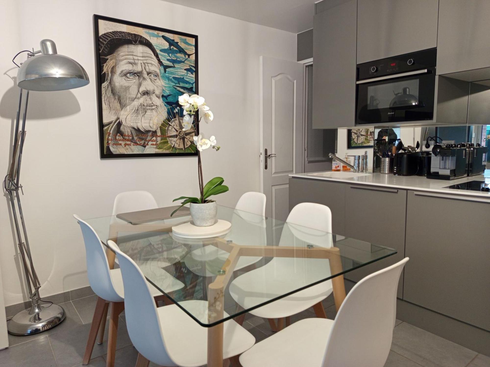 Avec Terrasse Apartment *